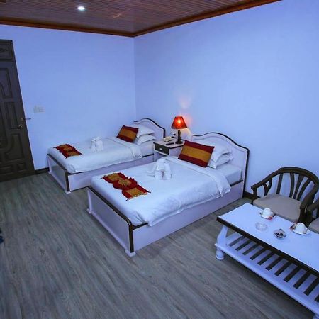 Hotel Queen Mandalay Luaran gambar