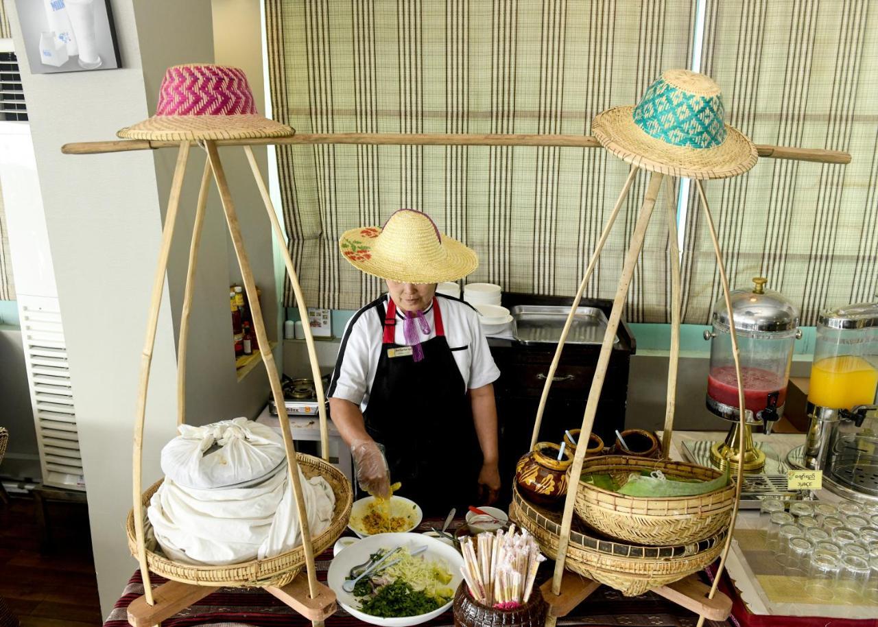 Hotel Queen Mandalay Luaran gambar