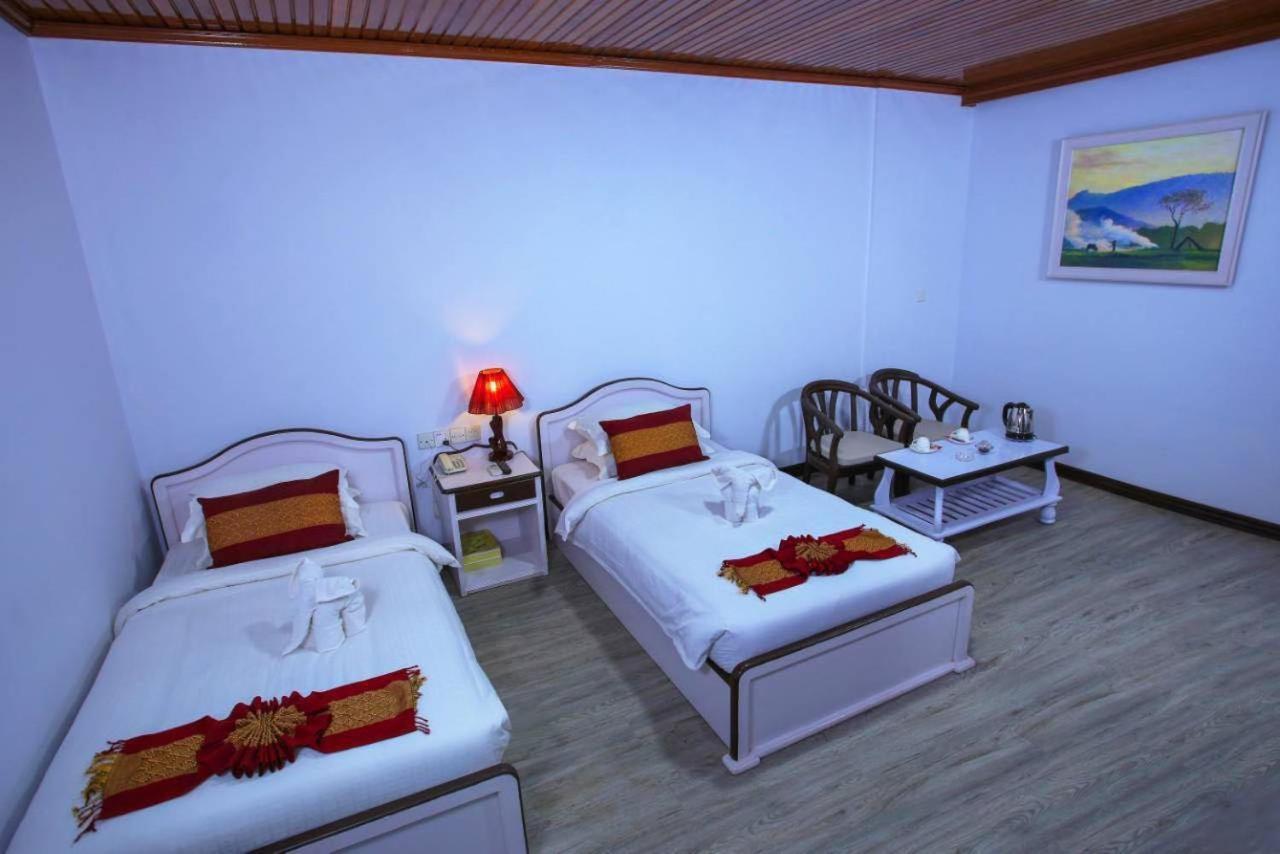 Hotel Queen Mandalay Luaran gambar